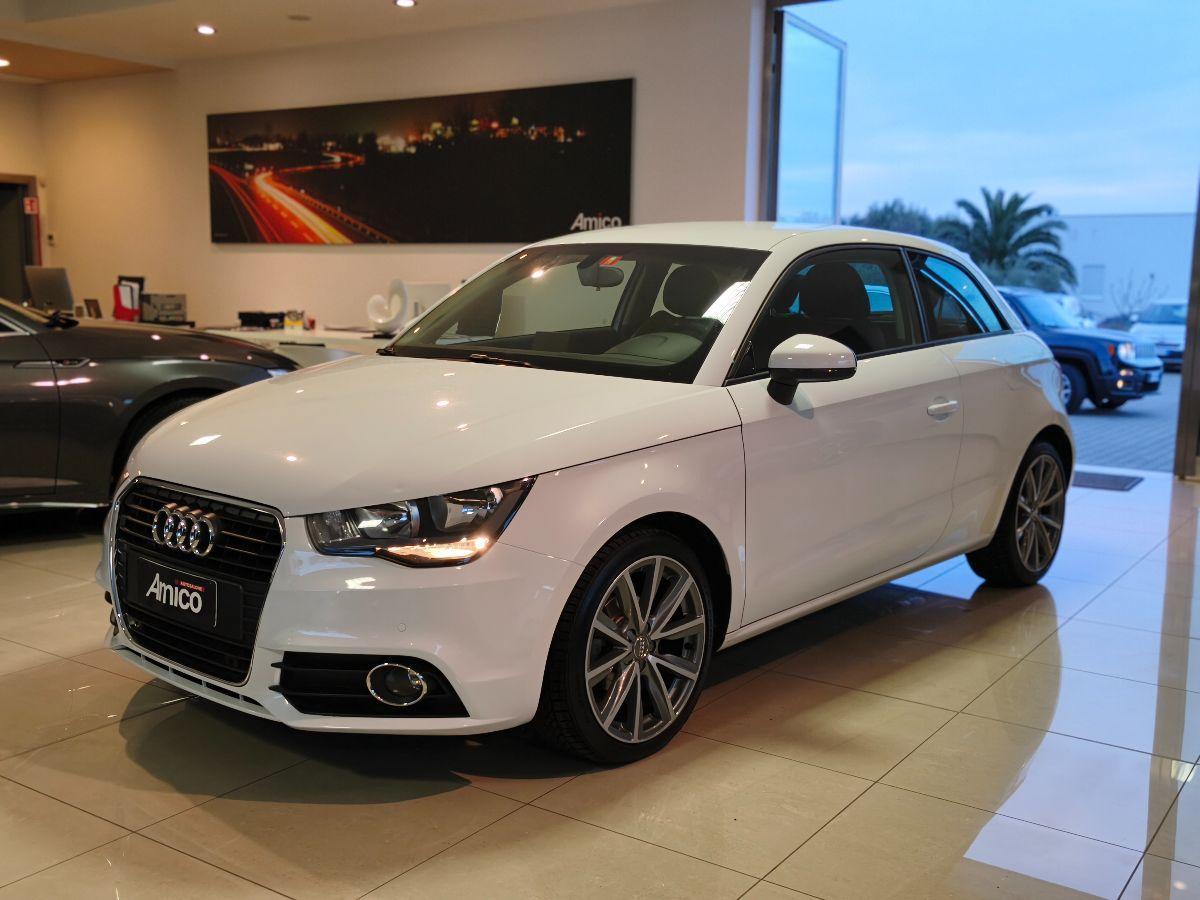 AUDI A1 1.6 TDI S-tronic Ambition Solo 30.000km