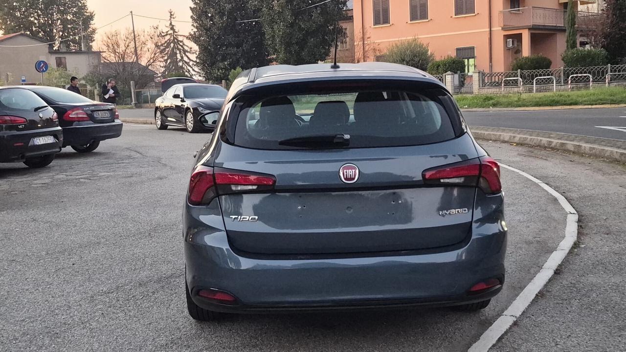 Fiat Tipo 1.5 Hybrid DCT SW