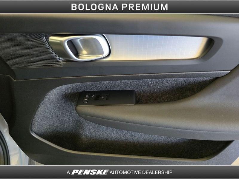 Volvo XC40 XC40 B3 automatico Core