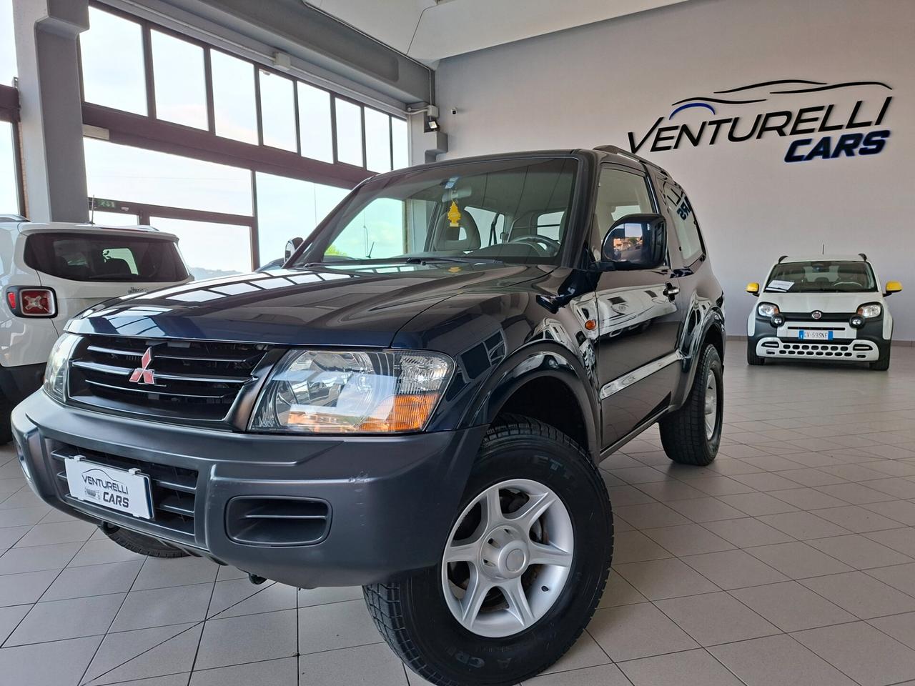 Mitsubishi Pajero 2.5 TDI 3p. GLS1 Autocarro