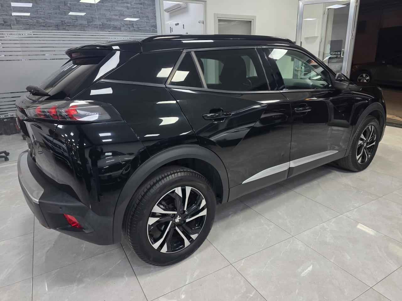 Peugeot 2008 BlueHDi 110 S&S Allure