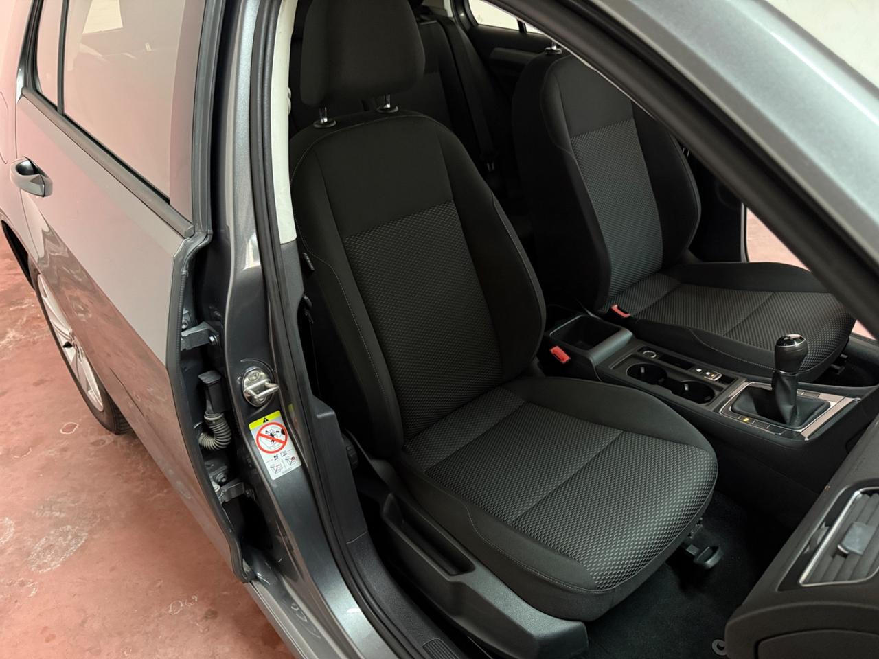 Volkswagen Golf 1.6 TDI 115 CV 5p. Business BlueMotion Technology