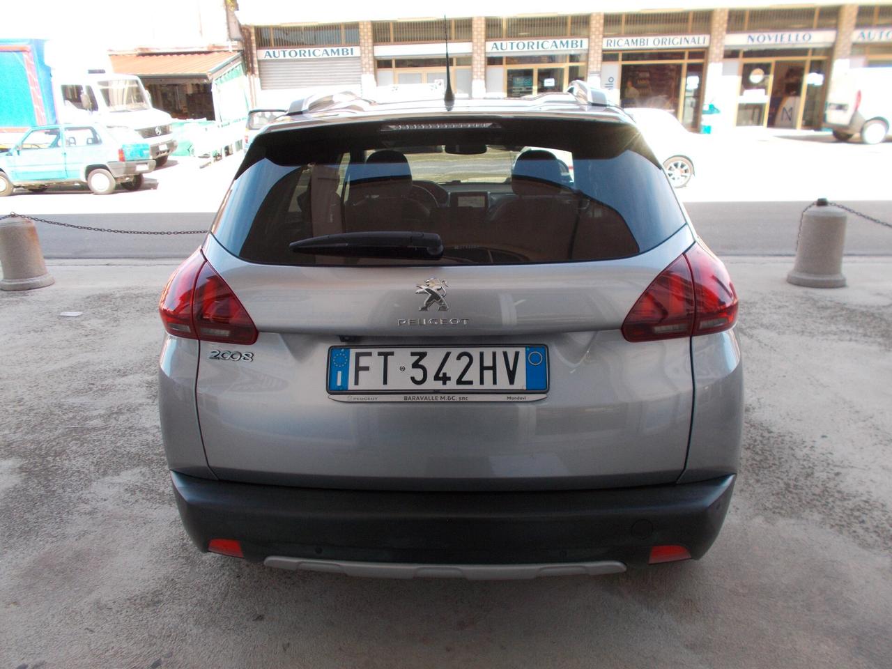 Peugeot 2008 BlueHDi 100 S&S Allure