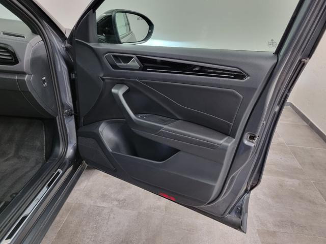 VOLKSWAGEN T-Roc R-LINE 2.0 TSI DSG 4MOTION BlueMotion Technology