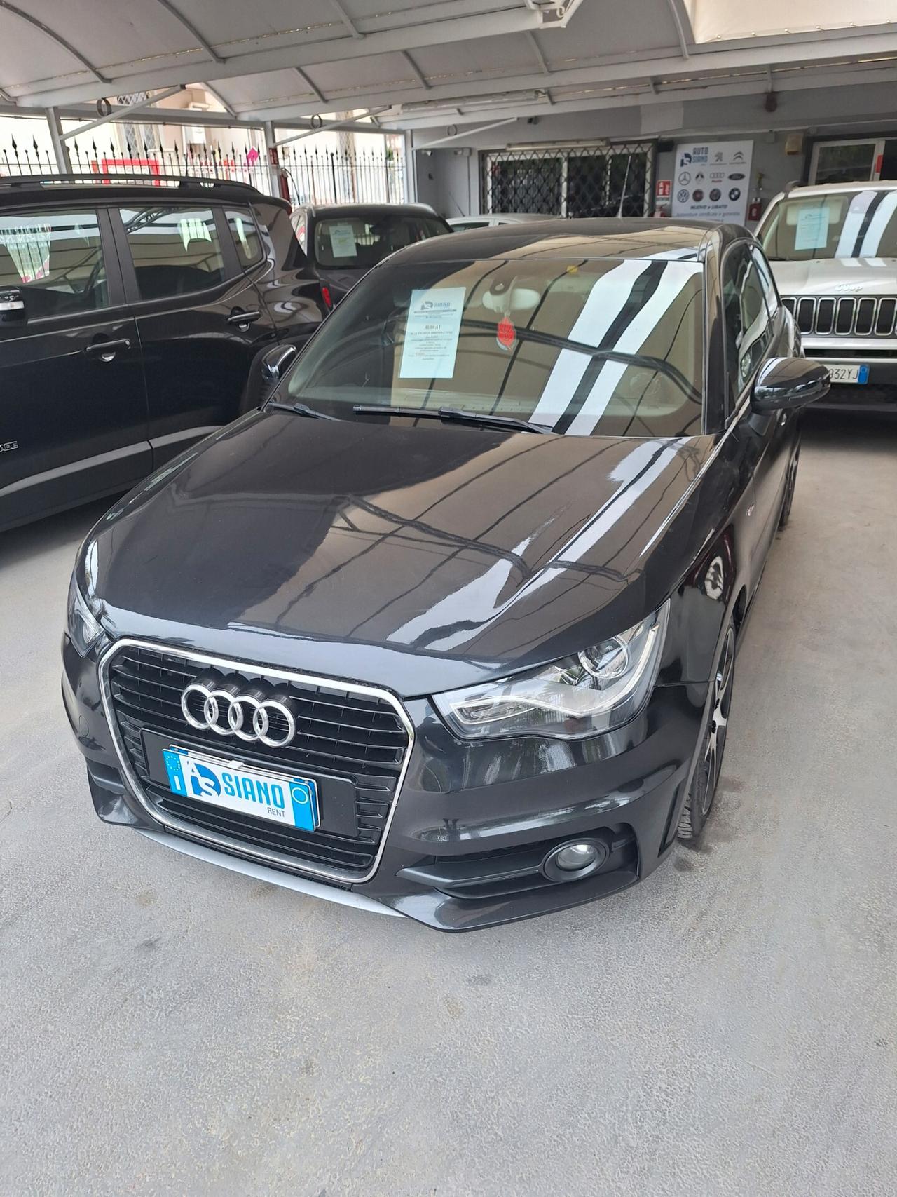 Audi A1 1.6 TDI 105 CV Ambition 02/2011