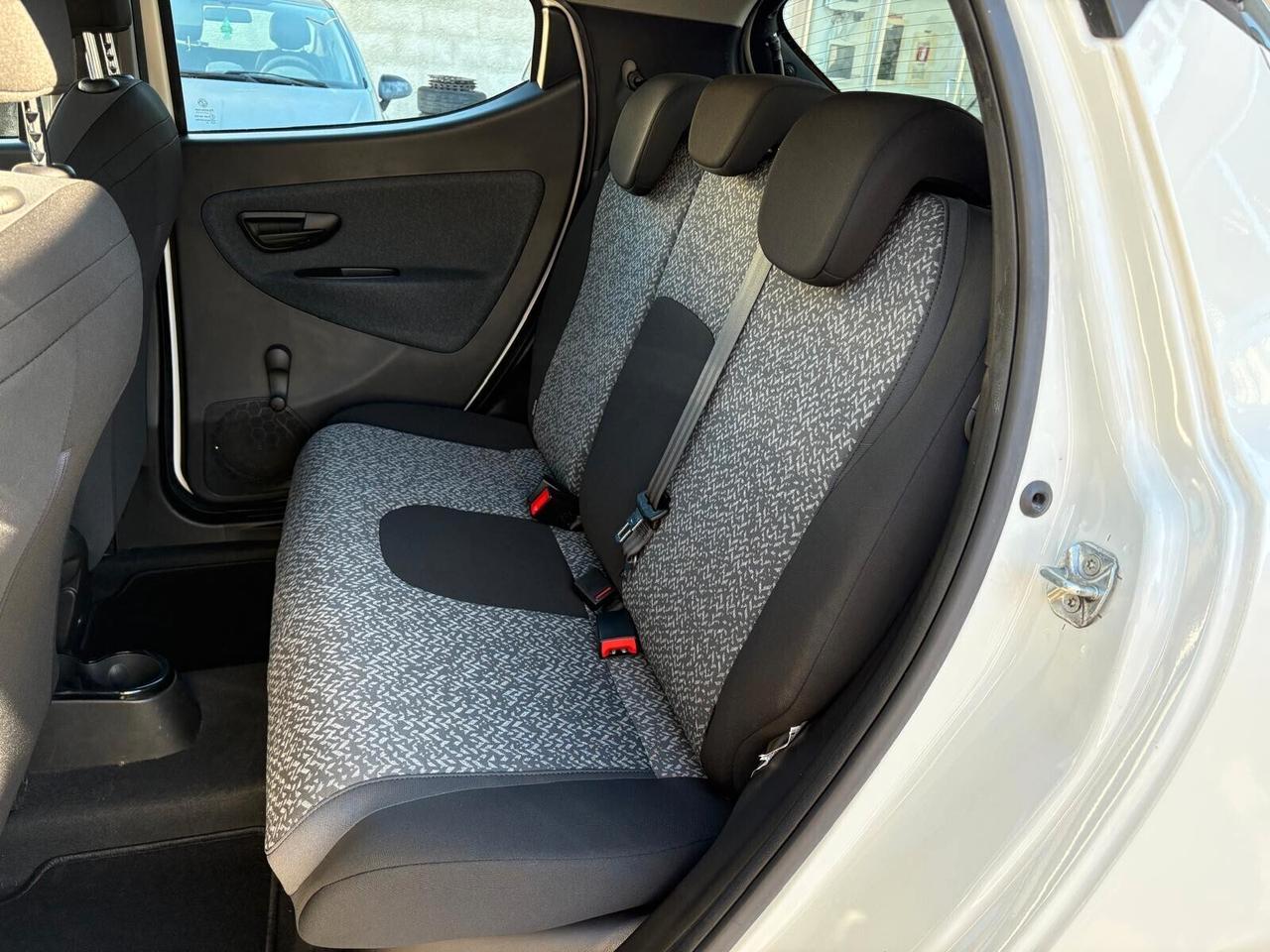 Lancia Ypsilon 1.2 Benzina 69 CV 5 porte S&S Elefantino Blu