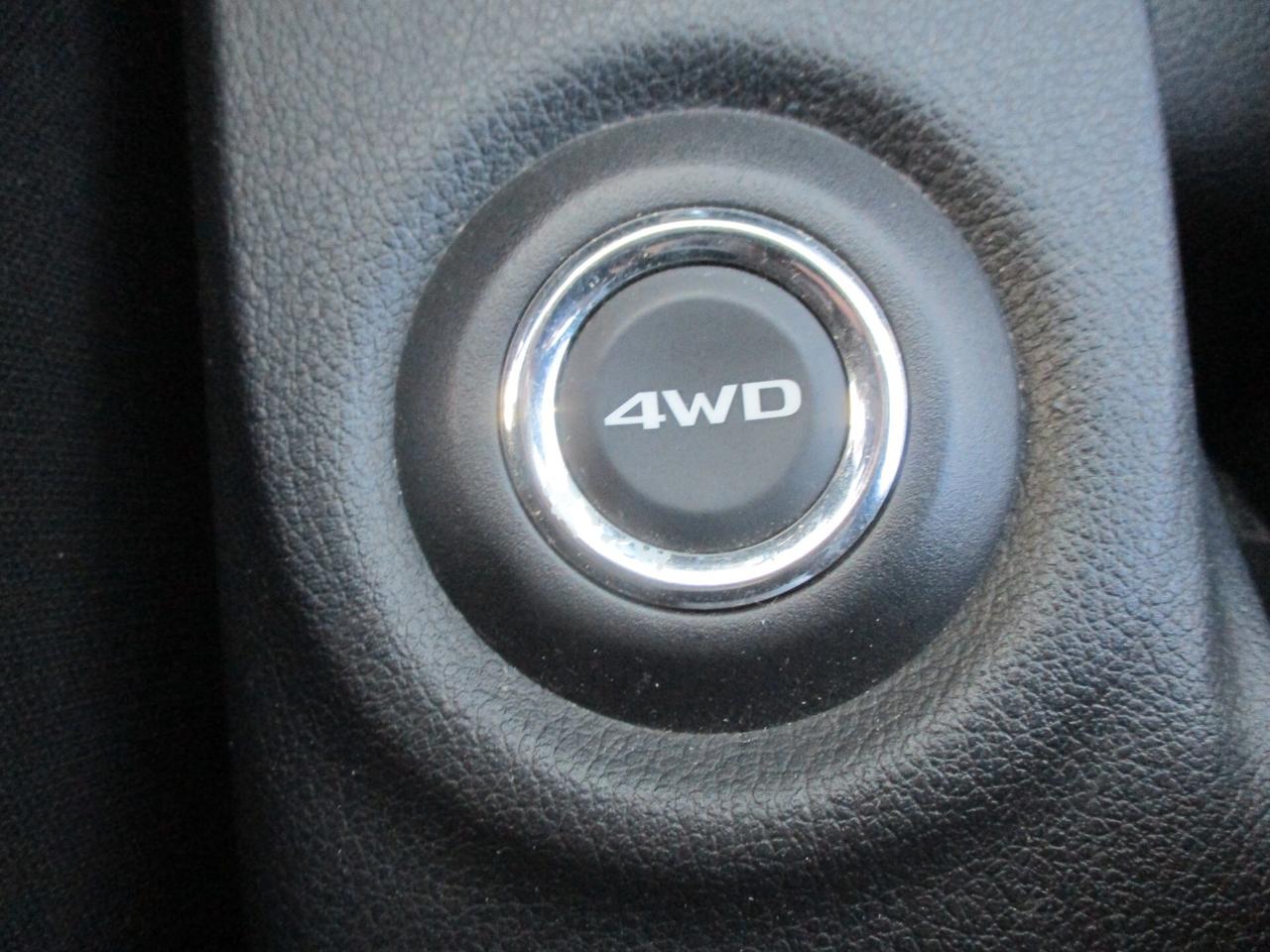 Mitsubishi Outlander 2.2 DI-D 4WD Instyle Plus Navi 2016