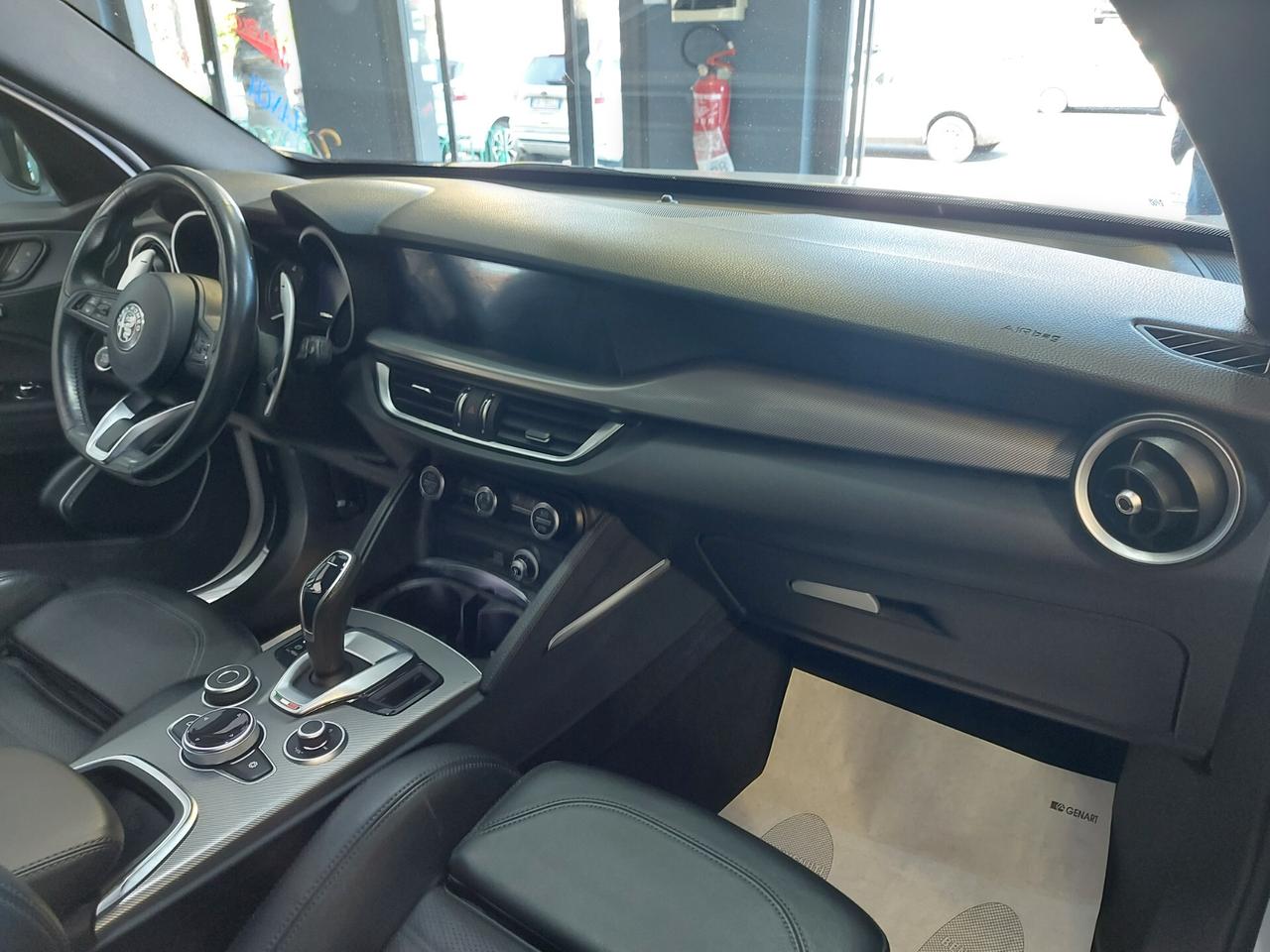 Alfa Romeo Stelvio 2.2 Td 210 cv AT8 Q4 Veloce