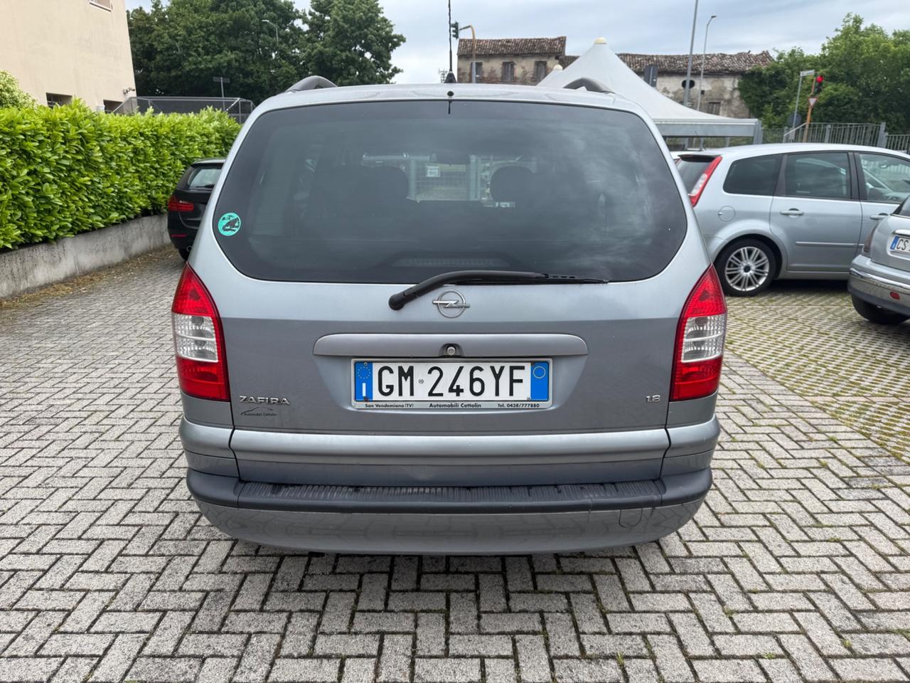 Opel Zafira 7 POSTI