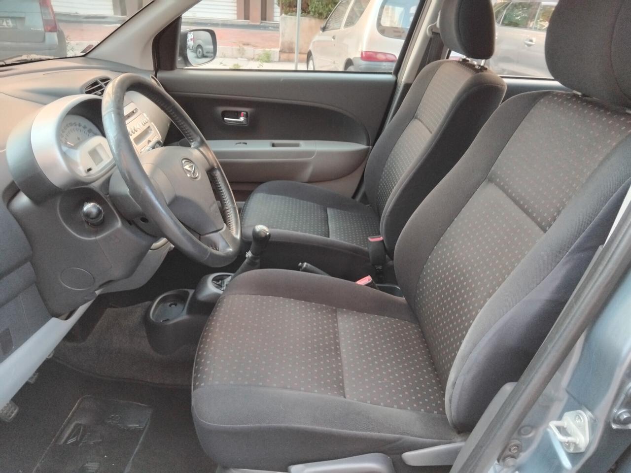 DAIHATSU SIRION 2010 CLIMA RADIO PERFETTA