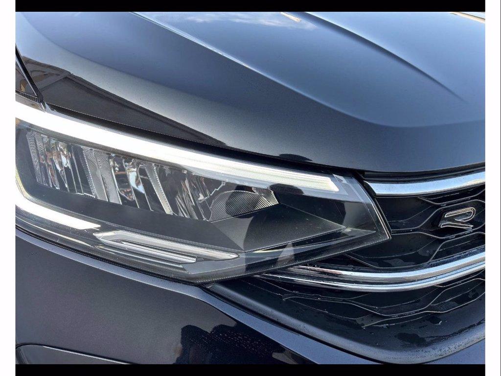 VOLKSWAGEN Taigo 1.0 tsi r-line 115cv del 2024