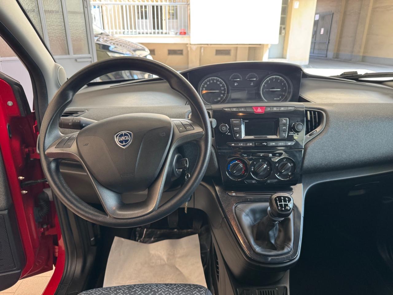 Lancia Ypsilon 1.2 69 CV 5 porte S&S Elefantino Blu