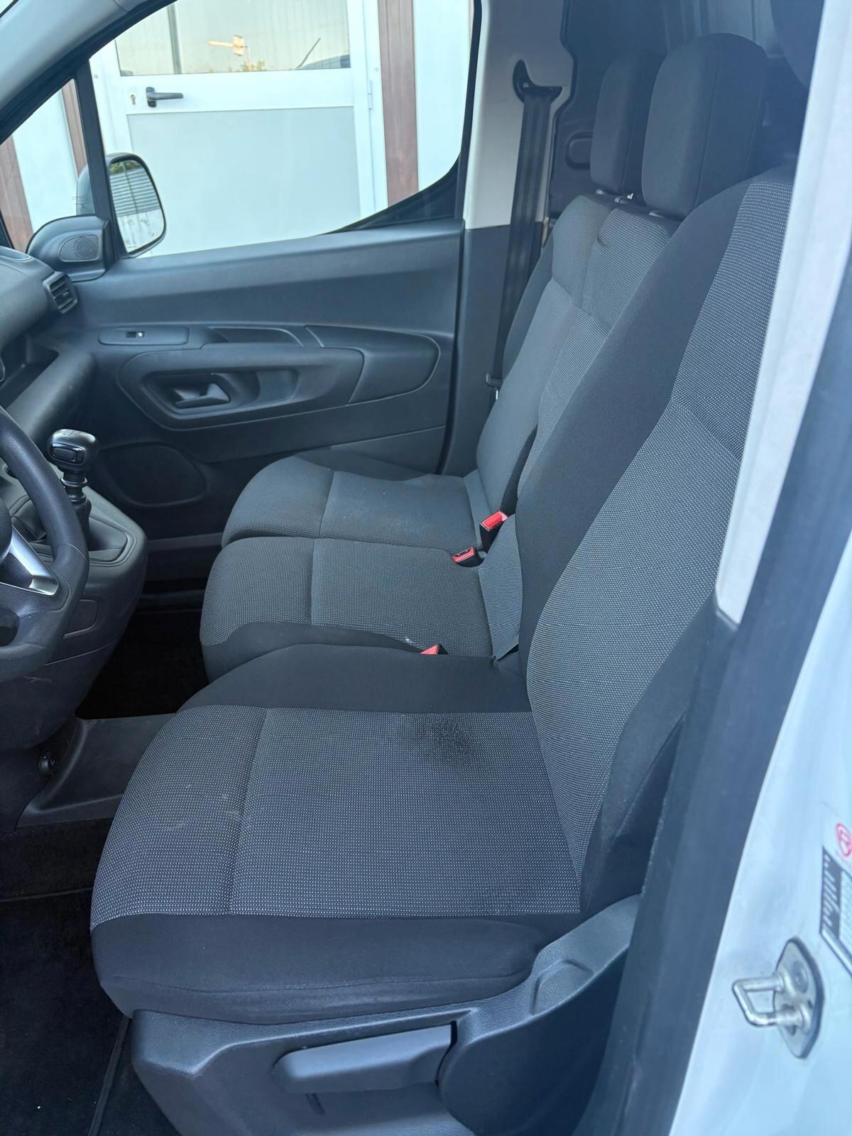 Opel Combo Cargo XL 1.5 Diesel 100CV PL 950kg PASSO LUNGO