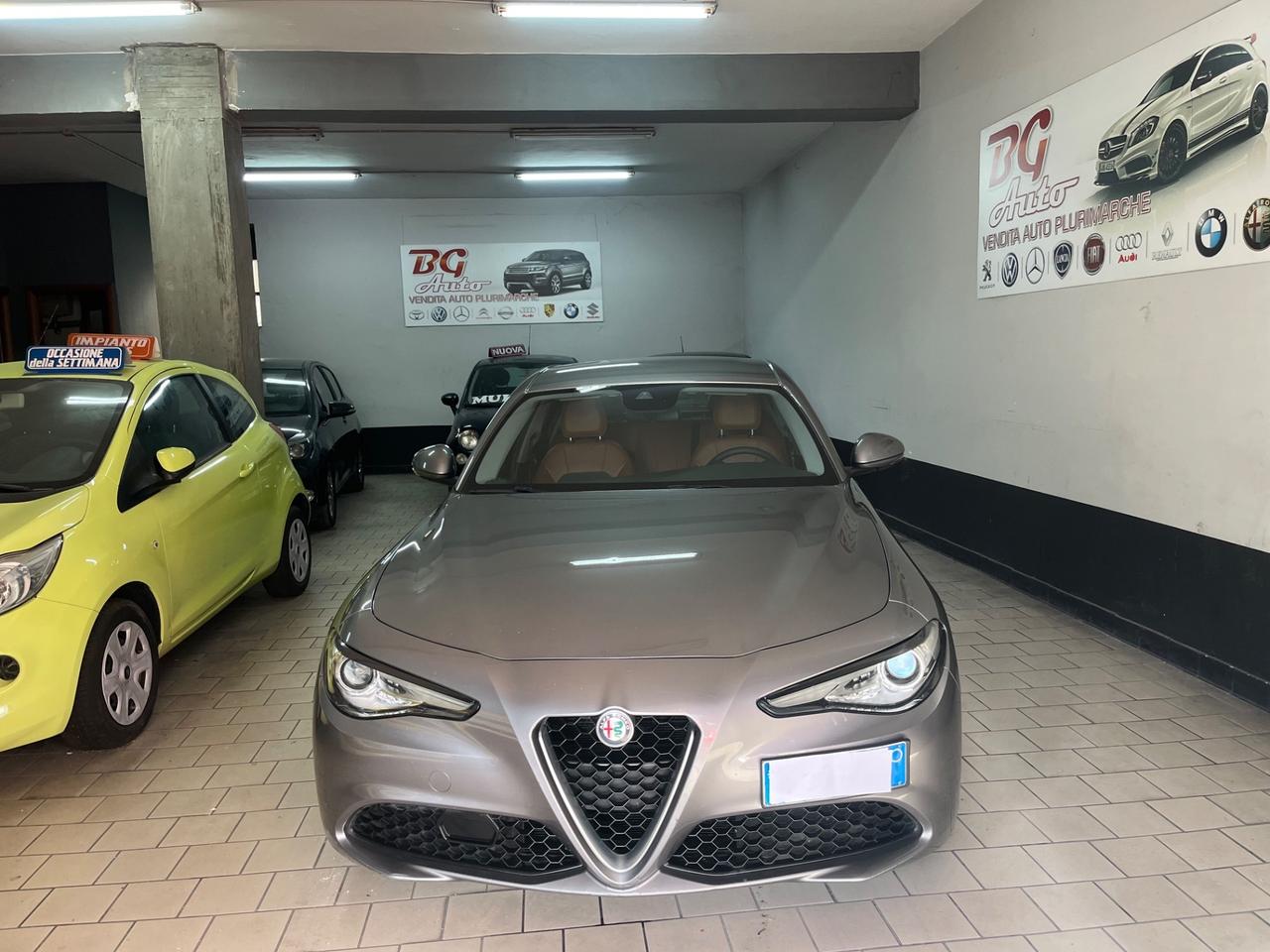 Alfa Romeo Giulia 2.2 180 CV AT8 Business Sport Launch Ed.
