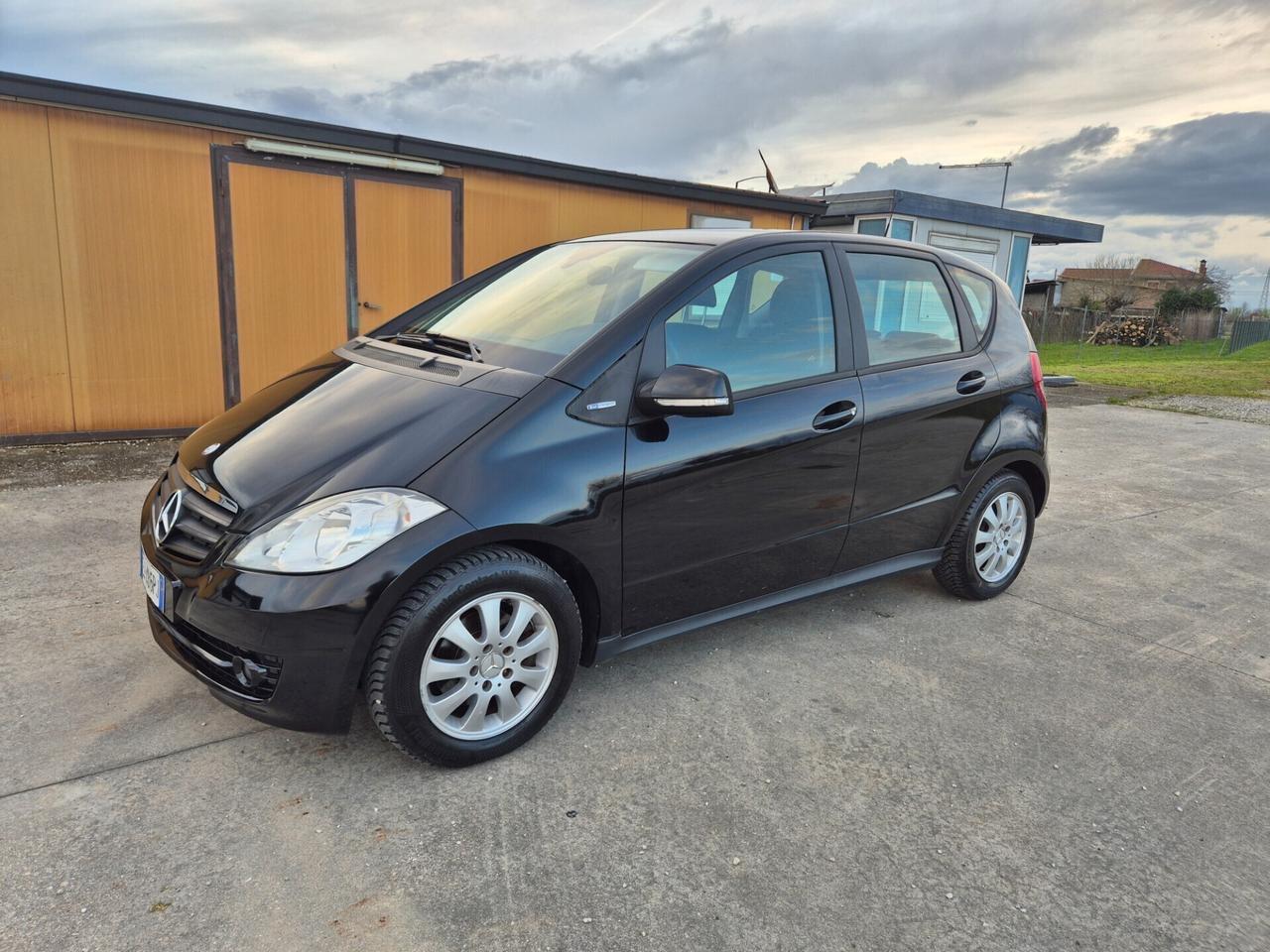 Mercedes-benz A 160 CDI BlueEFFICIENCY Avantgarde