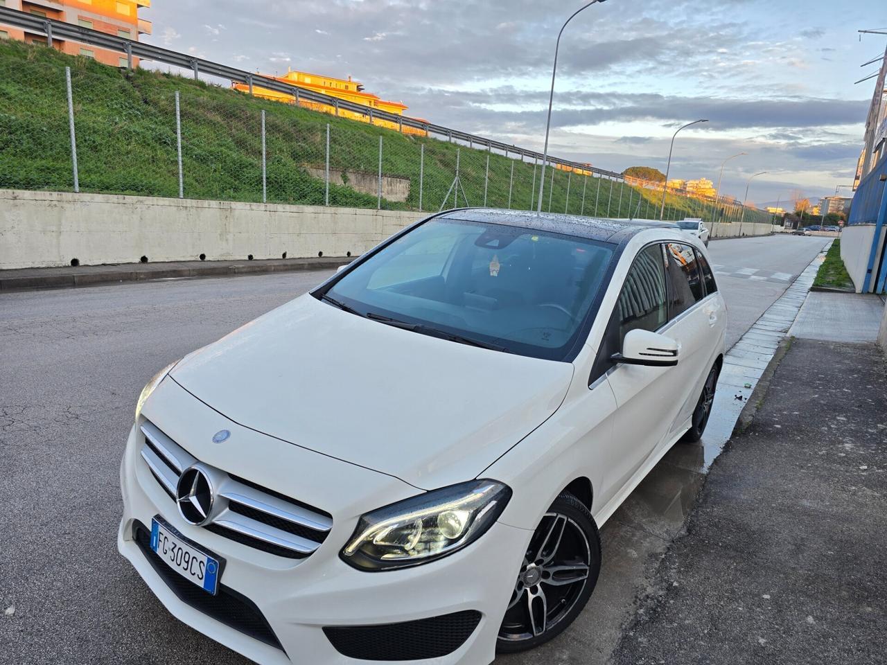 Mercedes-benz B 200 B 200 d Automatic Premium amg