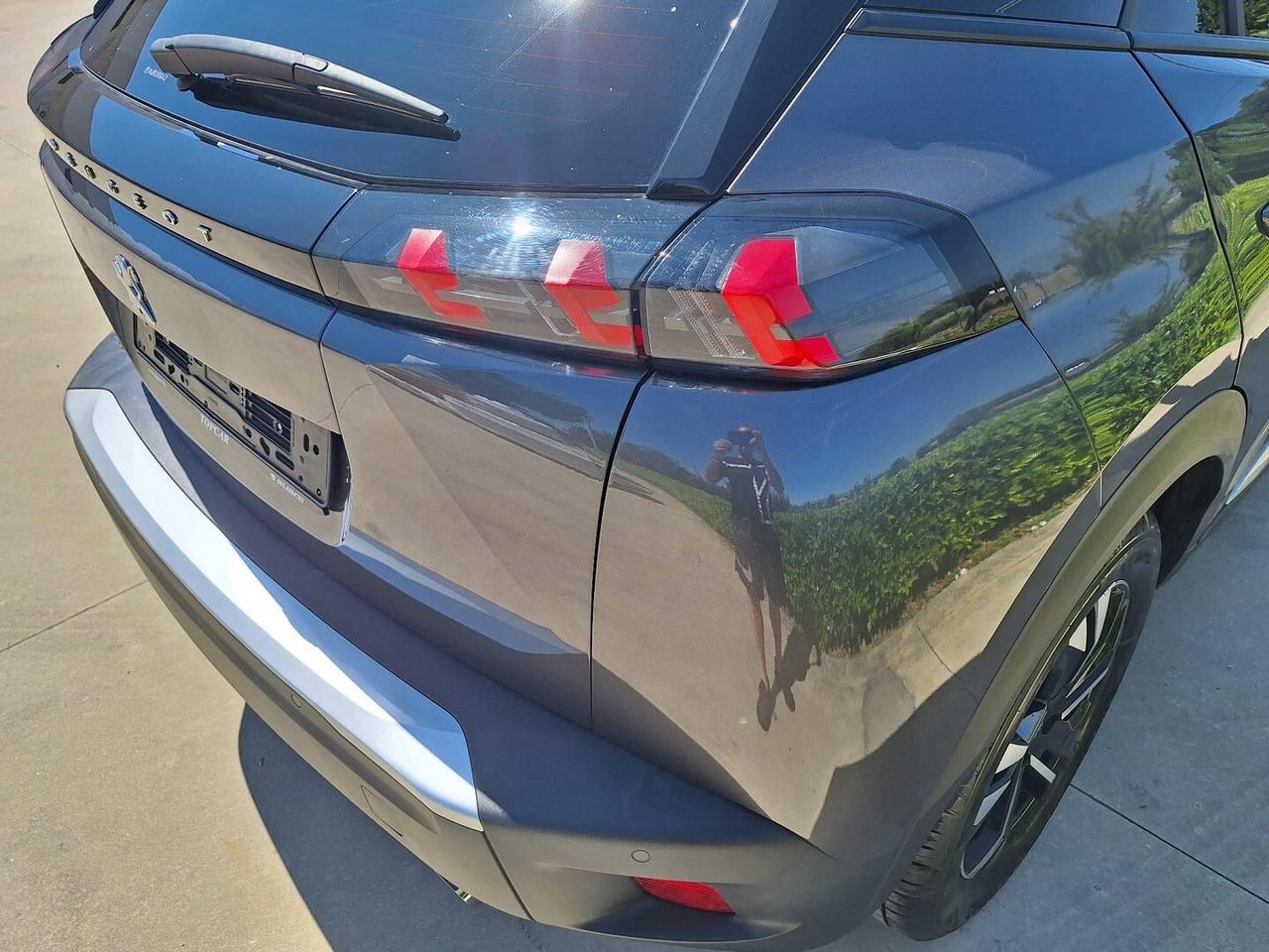 Peugeot 2008 1.2 110cv. Modello Allur, Km 38.200
