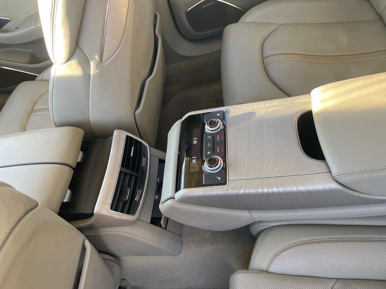 Audi A8 3.0 TDI 262 CV quattro tiptronic