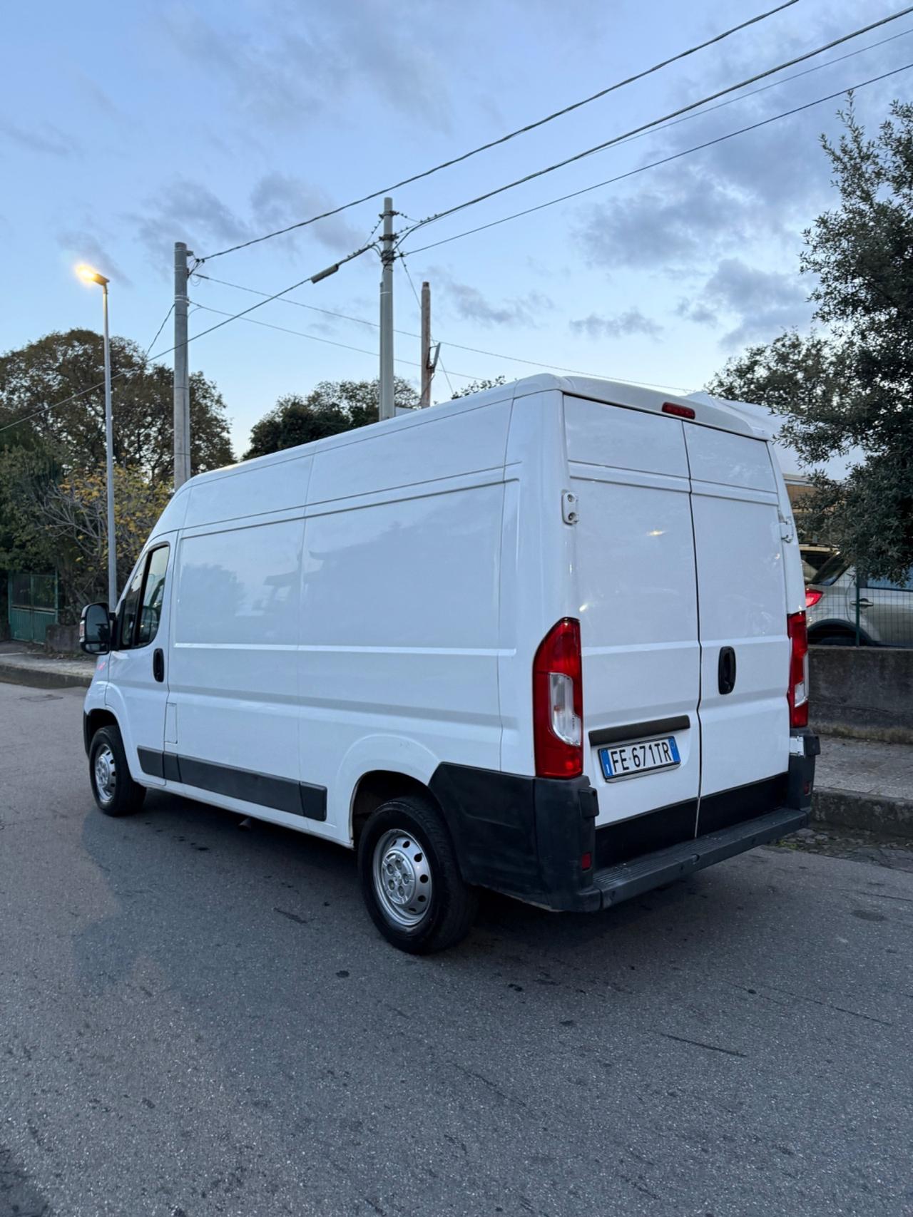 Peugeot Boxer 2.0 Diesel 130cv