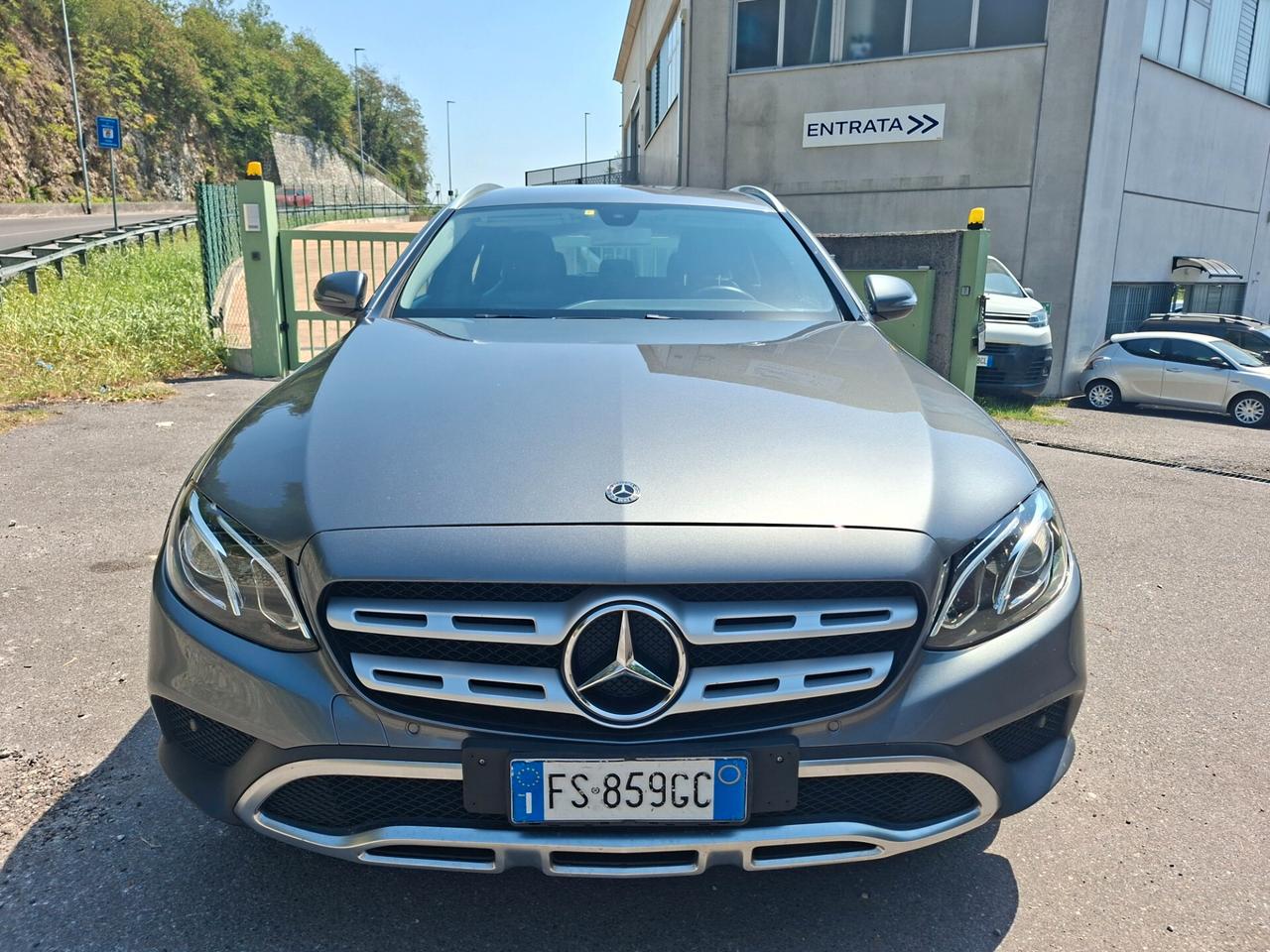 Mercedes-Benz E 220 ALL-TERRAIN 4MATIC