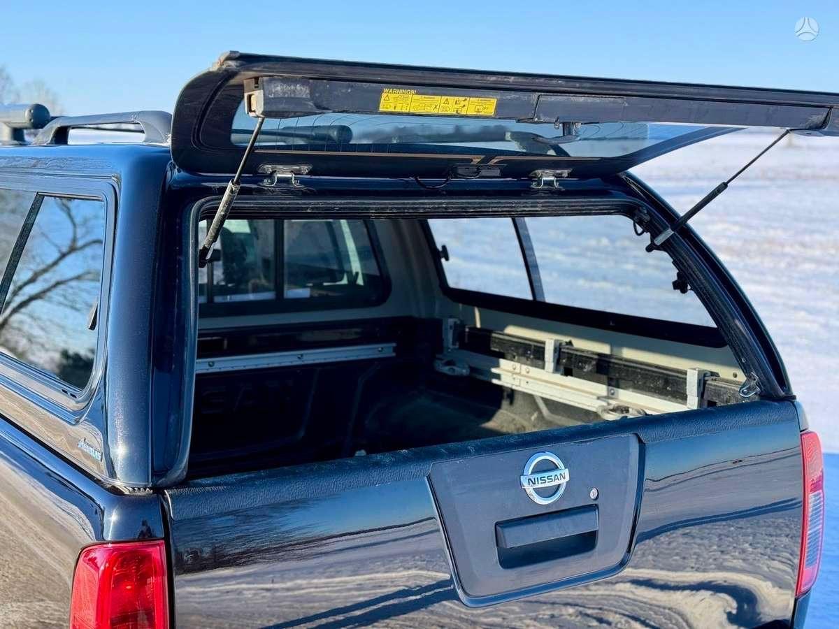 Nissan Navara 2.5 dCi 190CV automatico 4 porte Double Cab 2015