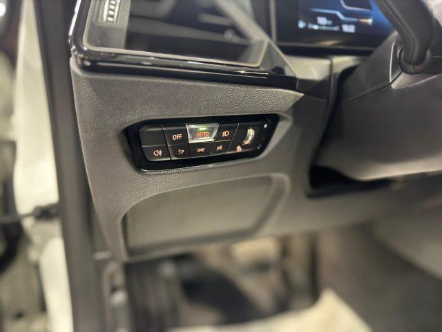 BMW 218 i Coupé *CERCHI 19*TETTO*UNIPROP*HEAD UP*