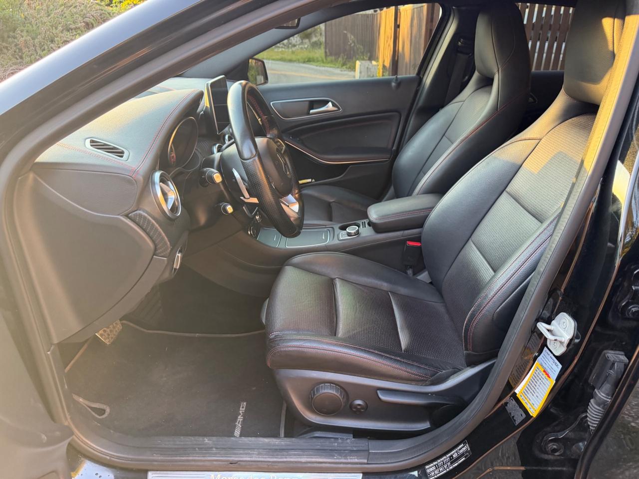 Mercedes-benz A 200 d Premium. AMG