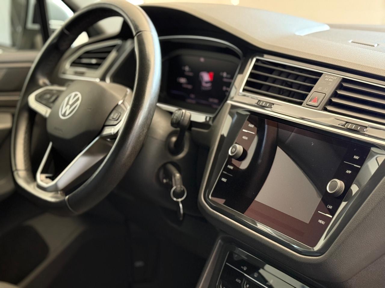 Volkswagen Tiguan 2.0 TDI 150 CV SCR DSG Elegance