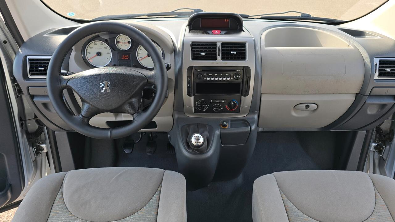 Peugeot Expert Tepee 2.0 HDi 120CV Pedana disabili 8 Posti