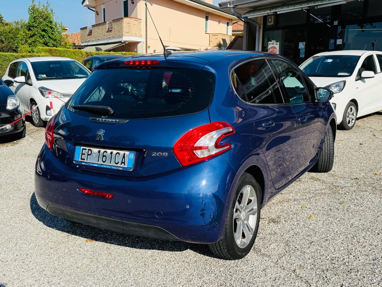 Peugeot 208 1.2 VTi 82 CV 5 porte Allure