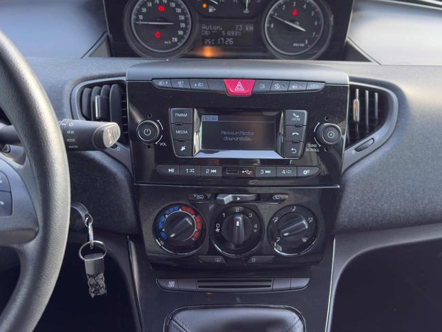 LANCIA Ypsilon 1.2 69 CV 5 porte Platinum
