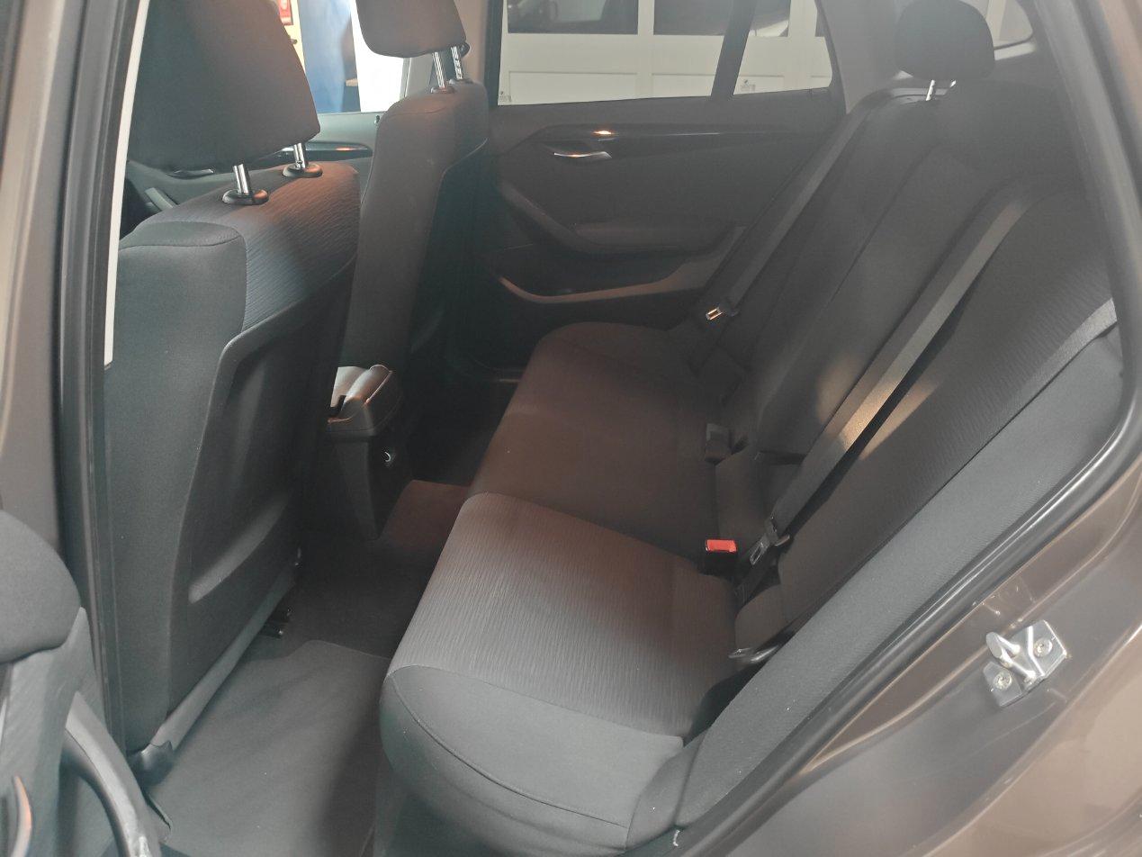 BMW X1 xdrive20d Attiva