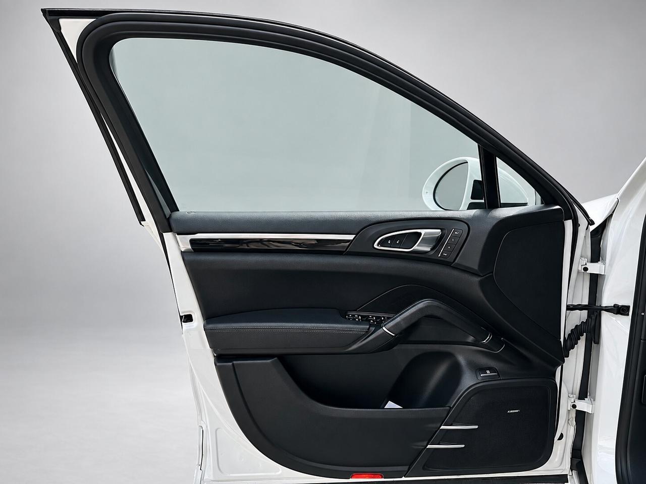Porsche Cayenne 3.0 V6 E-Hybrid FINANZIABILE