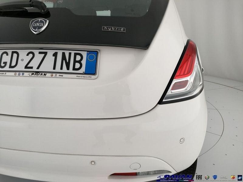 Lancia Ypsilon 1.0 FireFly 5 porte S&S Hybrid Ecochic Gold