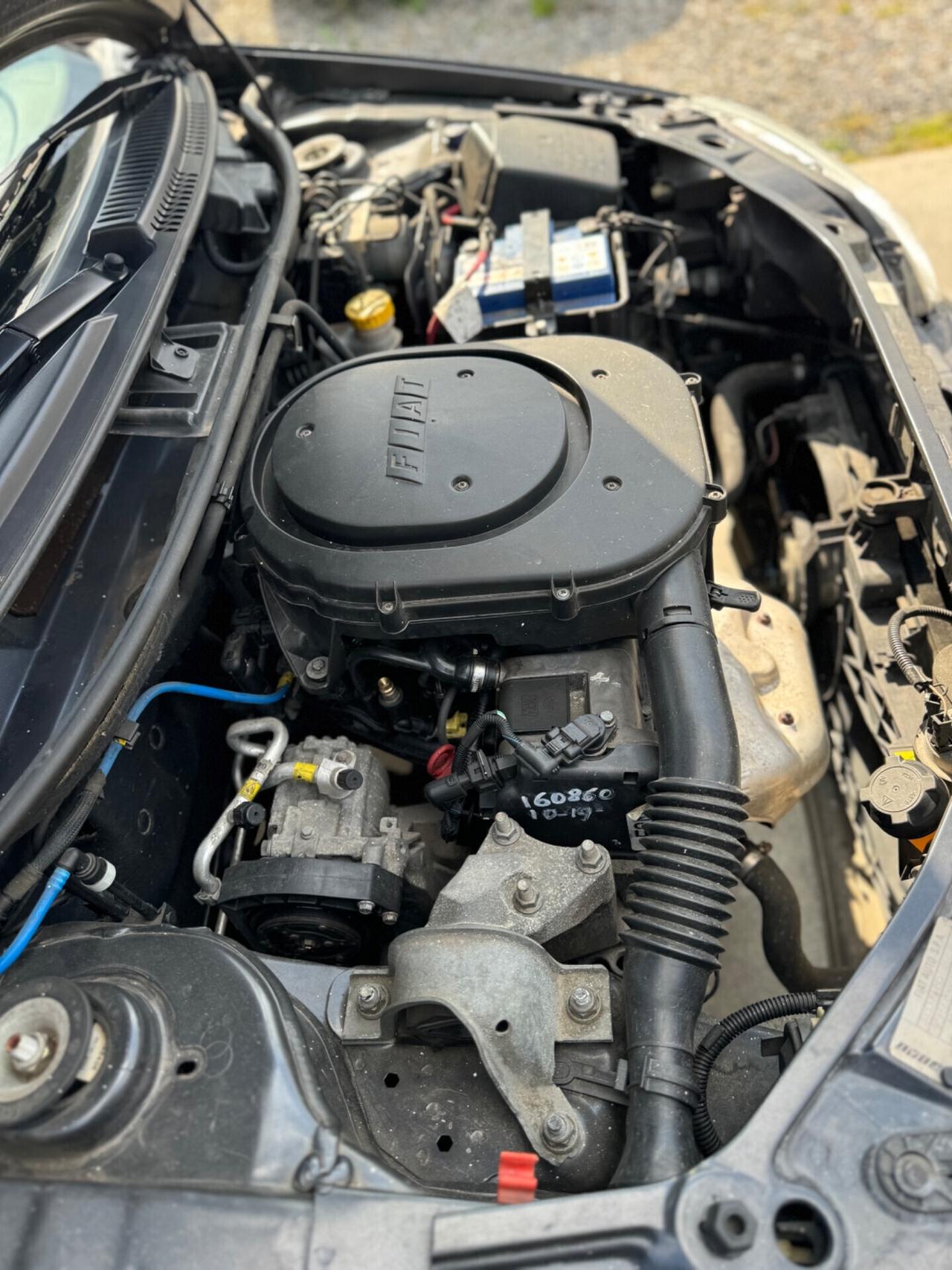 Fiat Punto 1.2i cat 5 porte ELX neopatentati