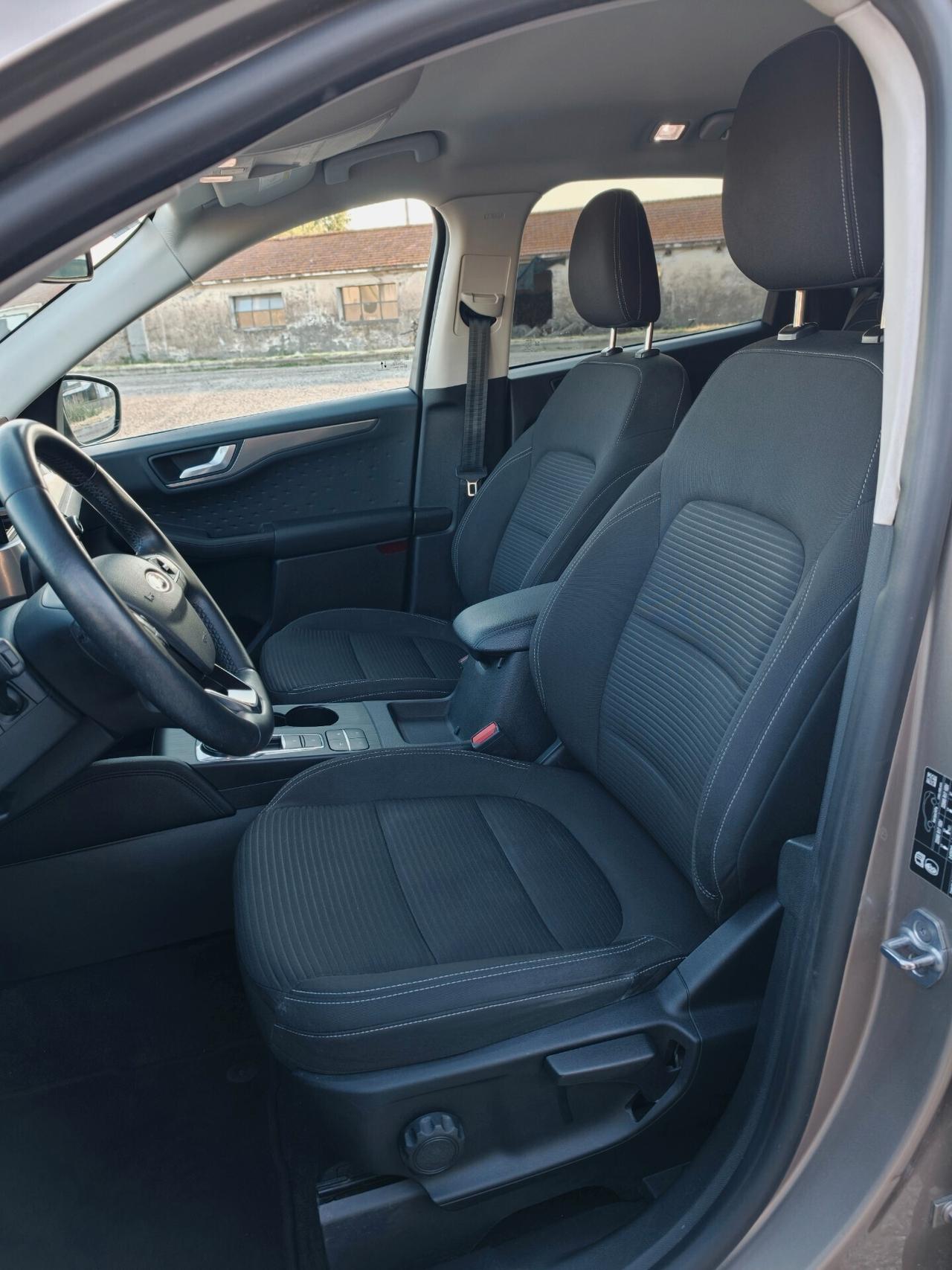 Ford Kuga 1.5 EcoBlue 120 CV automatica Titanium