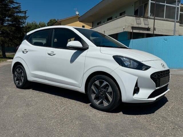 Hyundai i10 1.0 benzina km0