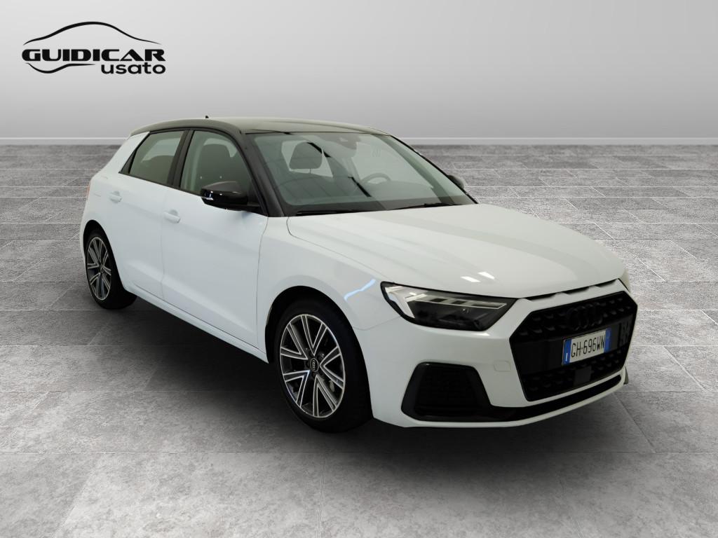 AUDI A1 II 2019 Sportback - A1 Sportback 30 1.0 tfsi Admired Adva