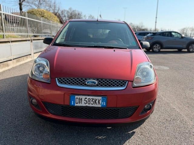 Ford Fiesta 1.2 16V 5p. Ghia