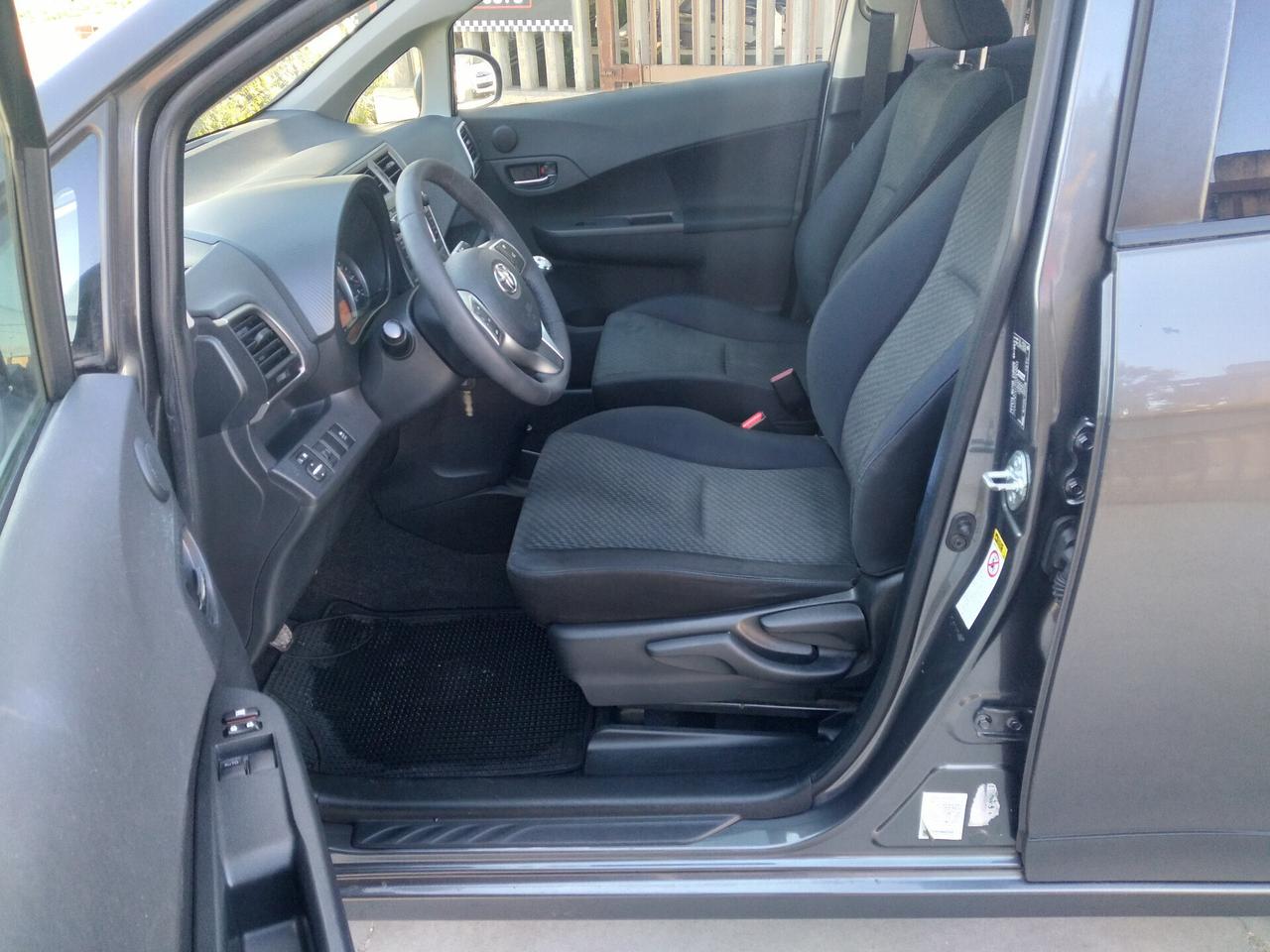 Toyota Yaris Verso-S 1.4D MT Active