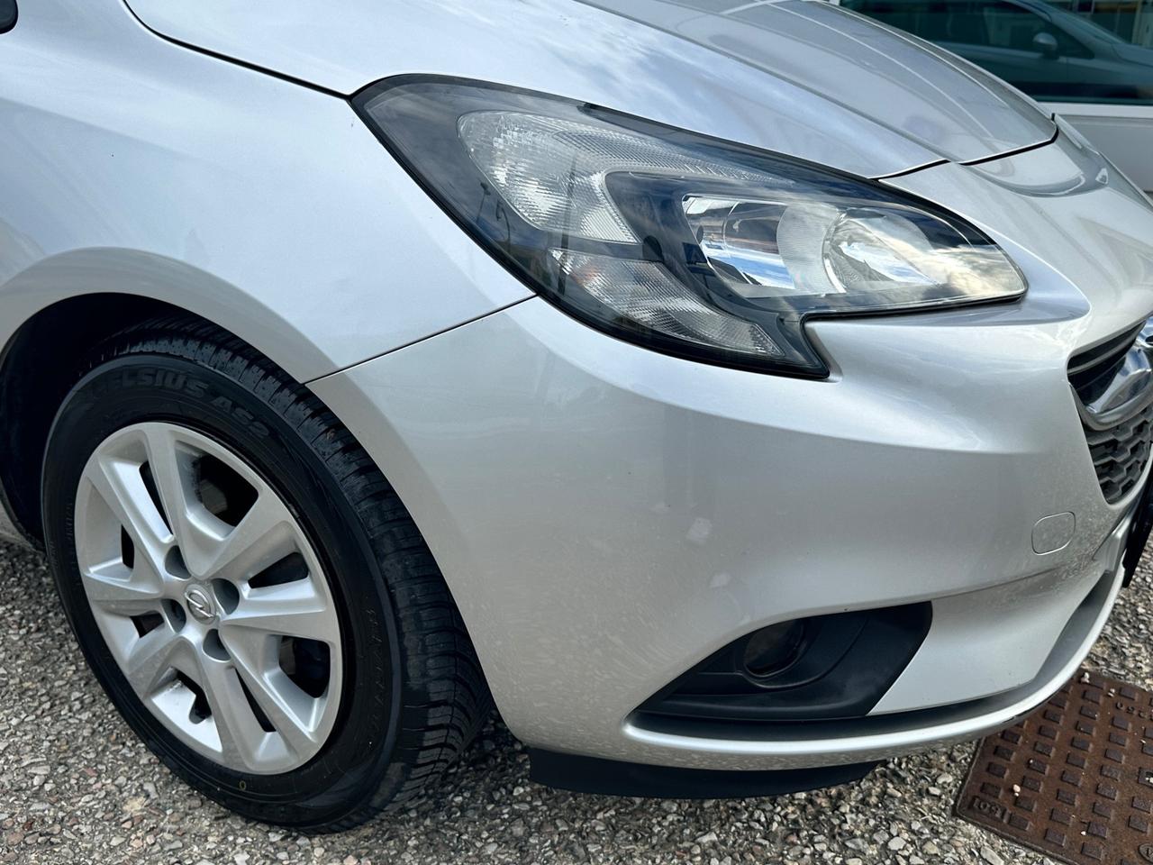 Opel Corsa 1.4 90CV GPL Tech 5 porte n-Joy
