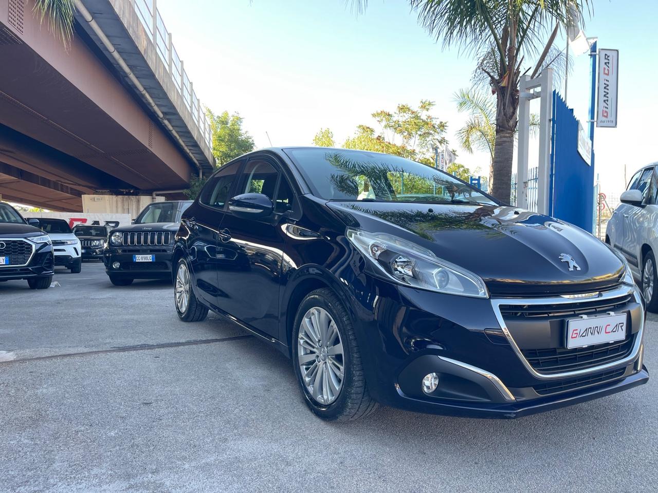 Peugeot 208 BlueHDi 75 5 porte Allure