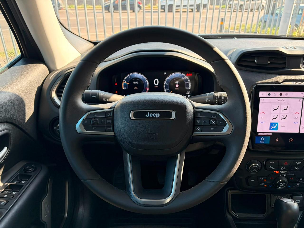 Jeep Renegade 1.5 Turbo T4 MHEV Summit