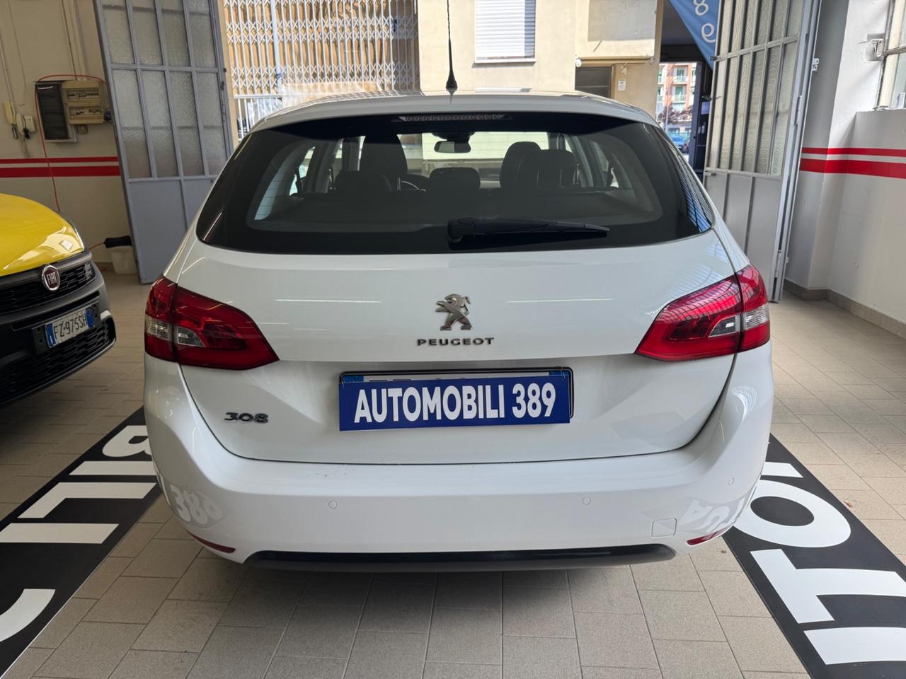 Peugeot 308 BlueHDi 130 S&S SW Business