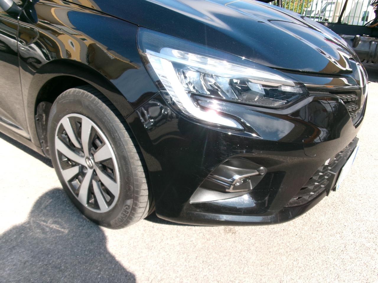 Renault Clio 1.6 E-TECH HYBRID/BENZINA AUTOMATICA