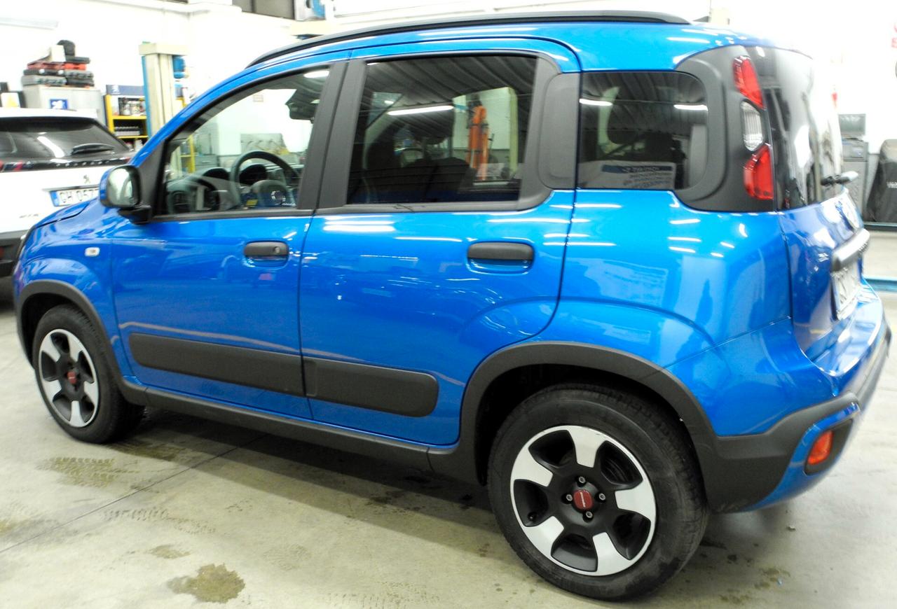 Fiat Panda Cross 1.0 FireFly S&S Hybrid