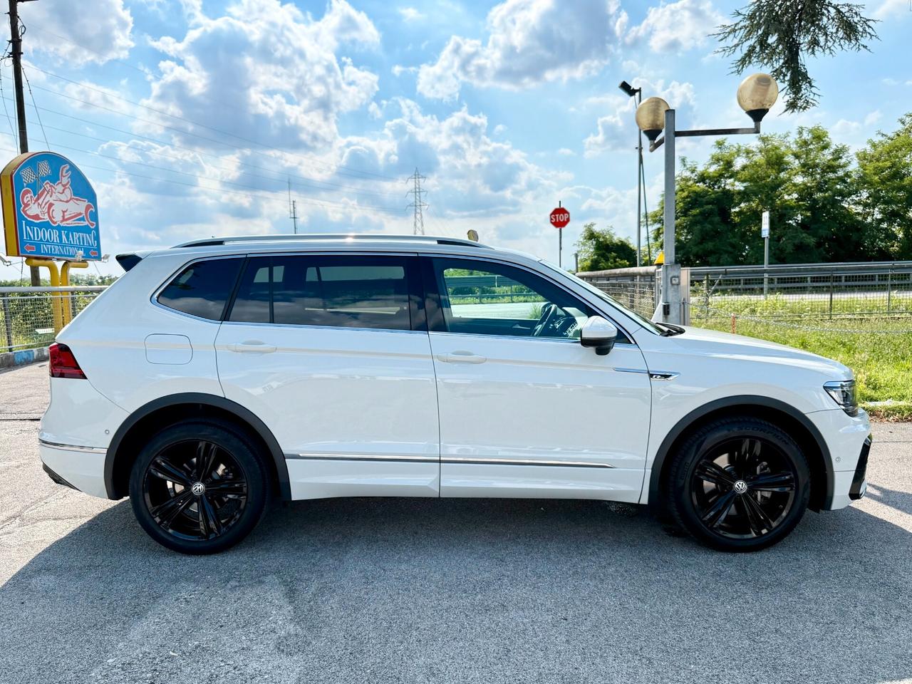 Volkswagen Tiguan Allspace 2.0 TDI 4MOTION DSG 190cv R-LINE IVA ESPOSTA