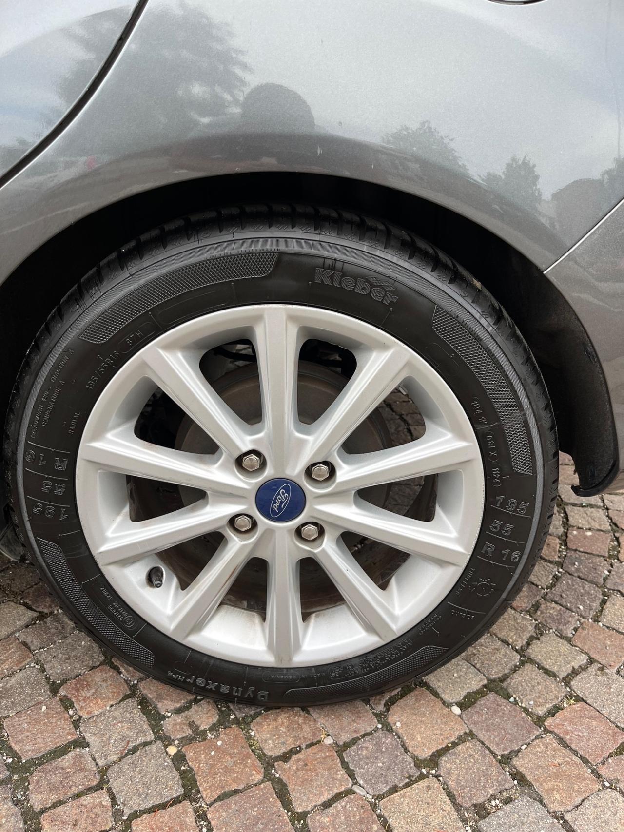 Ford B-max 1.4 90 cv GPL Titanium X