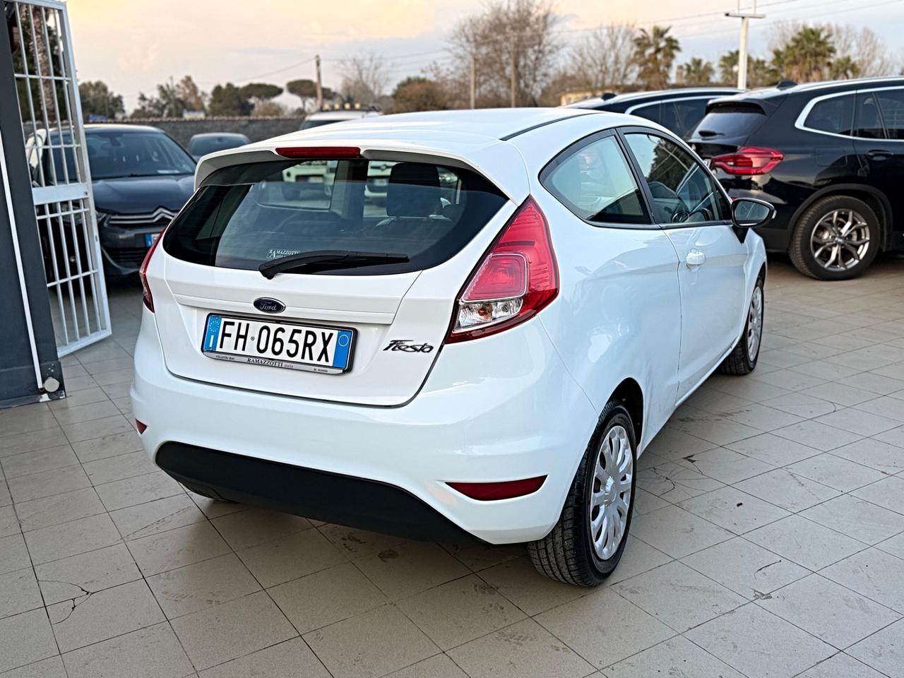 Ford Fiesta 1.5 TDCi 75CV 3 porte Titanium Garanzia 12 Mesi