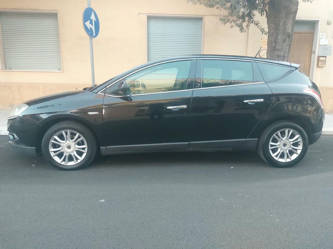 Lancia Delta 1.6 mjt 120 cv